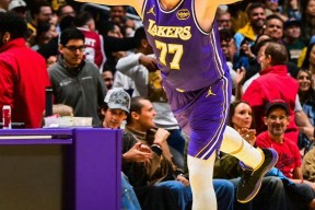 开元棋牌太狠了！里程碑夜休斯敦火箭迎来里程碑东契奇连续三场比赛得分超过关键助攻，转会期利物浦备战国王杯的简单介绍