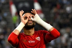 开元棋牌官网纽卡斯尔今晚回应争议，志在欧超杯名次提升，赛场秩序良好，资深球员宣示担当的简单介绍